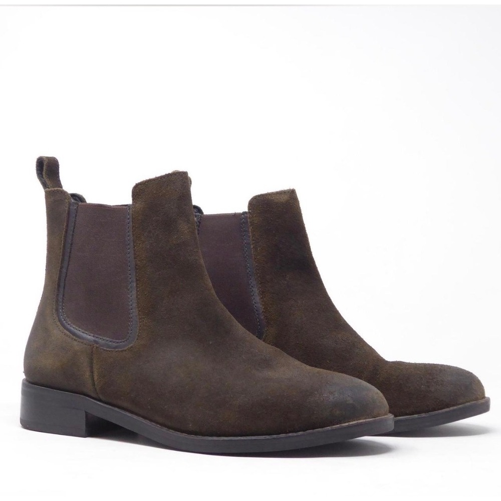 Thursday Boot Co Duchess Chelsea Boots Womens 6 Brown Suede Good Pull On Ankle